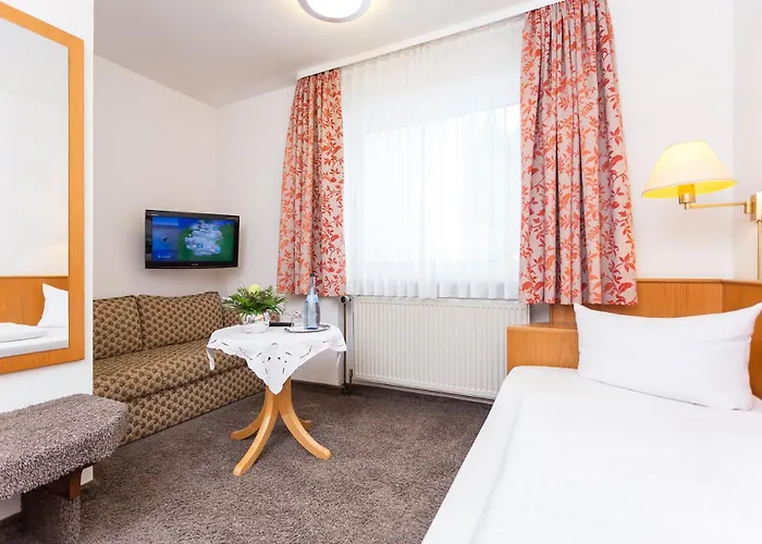 普法勒兹瓦德酒店 巴特贝格匝本